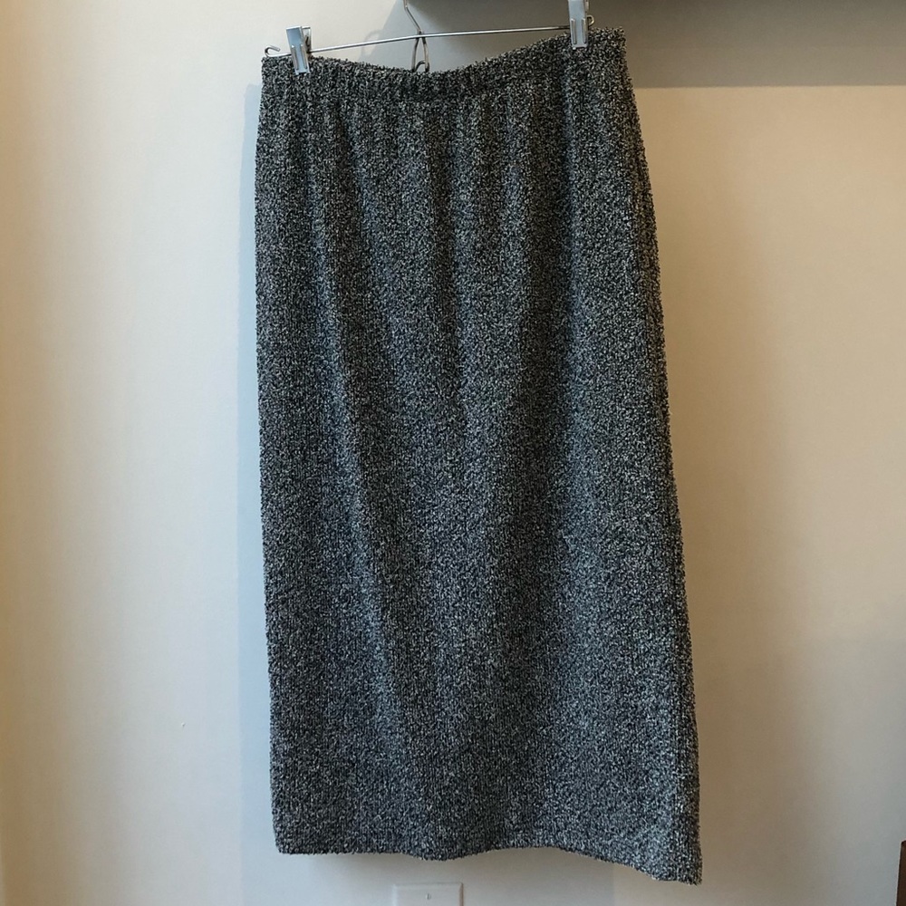 Speckled black and white midi skirt